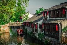 修改病句关联词误用-问题是智者的启迪